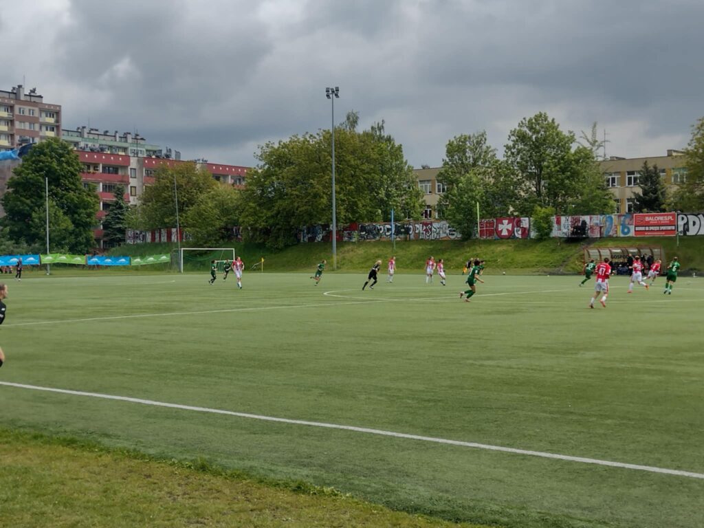 Pierwszy sezon w elicie - podsumowanie występów Resovii w rozgrywkach Orlen Ekstraligi 1 Retro Futbol cca77897 8114 4261 8f1f bbd68e33cd36