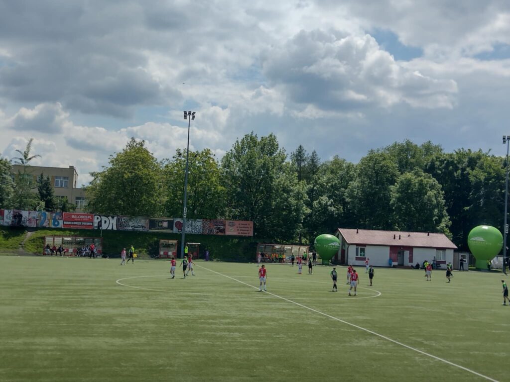 Pierwszy sezon w elicie - podsumowanie występów Resovii w rozgrywkach Orlen Ekstraligi 2 Retro Futbol e0d5472a ef48 49e7 a1d0 73381942ce34