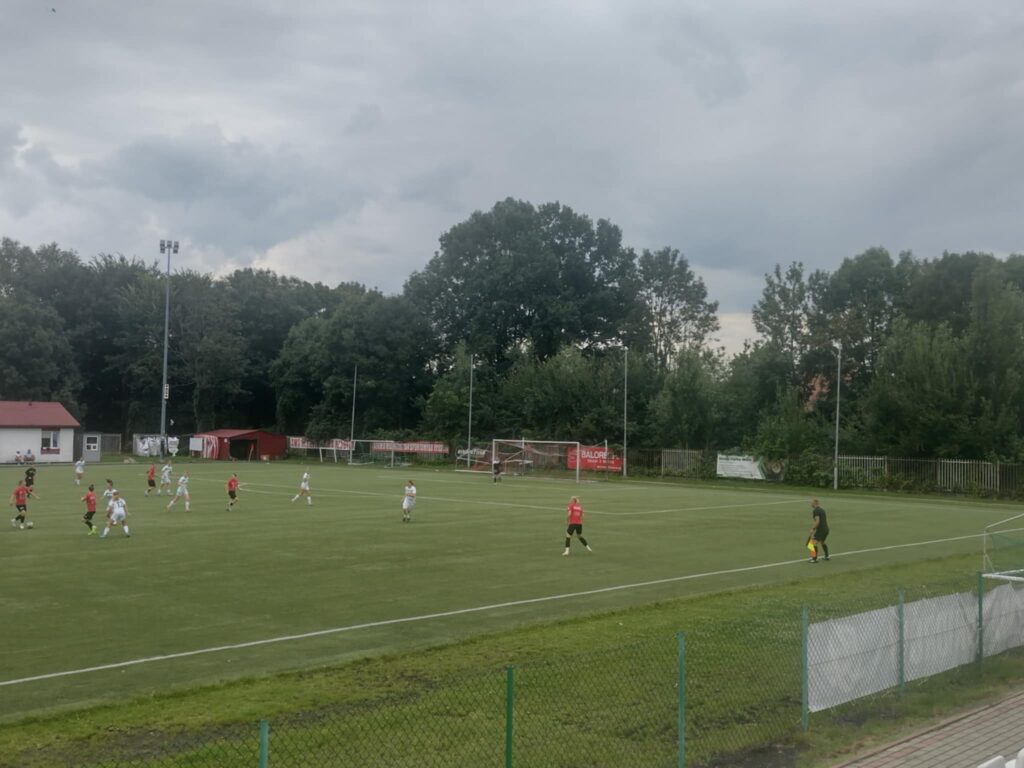 Pierwsze mecze po spadku z elity - sierpień piłkarek Resovii 1 Retro Futbol 395c2e69 7540 4768 94c6 afce5e7af823