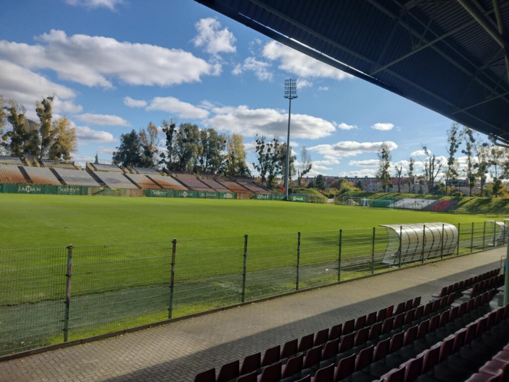 Starcie spadkowiczów w mieście nad Odrą - wizyta na meczu Śląska Wrocław ze Stalą Mielec 4 Retro Futbol bd40064c 24b1 471e b7fe 9efbc7bc6bce
