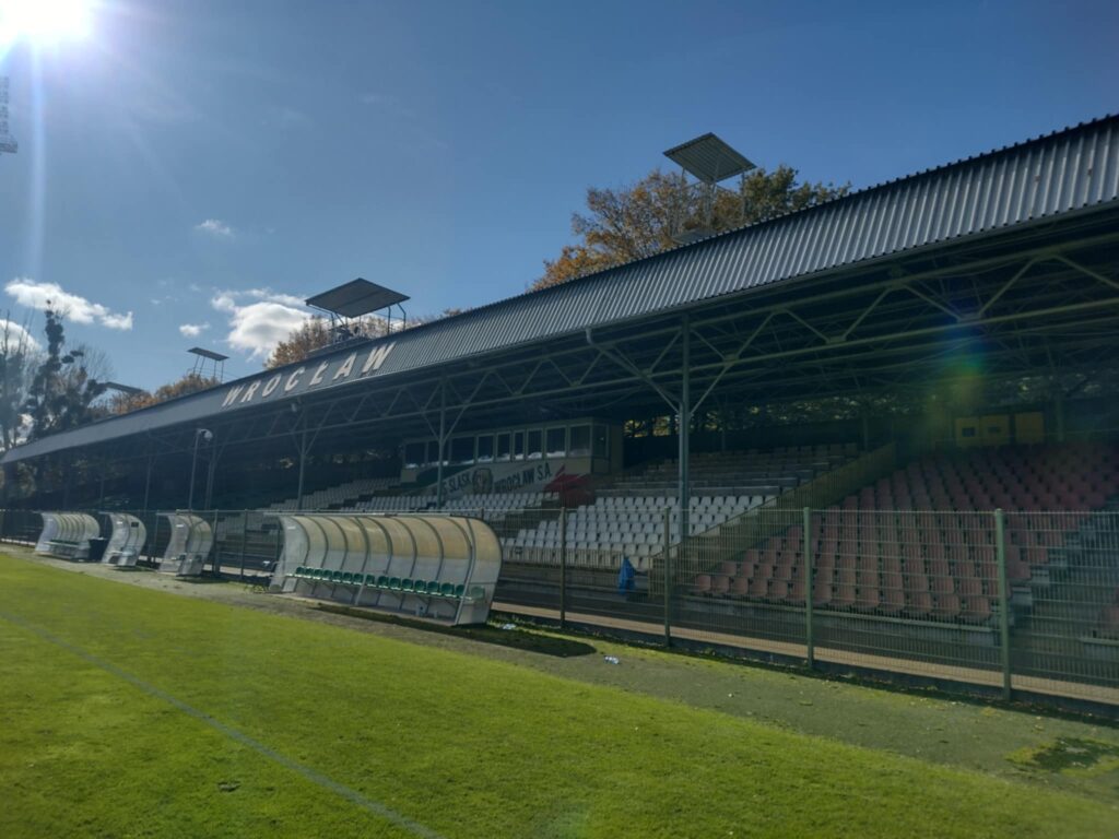 Starcie spadkowiczów w mieście nad Odrą - wizyta na meczu Śląska Wrocław ze Stalą Mielec 5 Retro Futbol d9e43389 83ac 4b7b 82f4 77935db47c83
