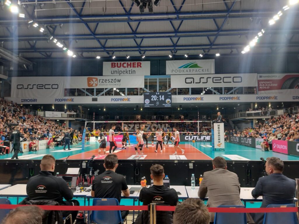 913c7e24 4dfb 4b92 96b3 b7c5dadae3f5