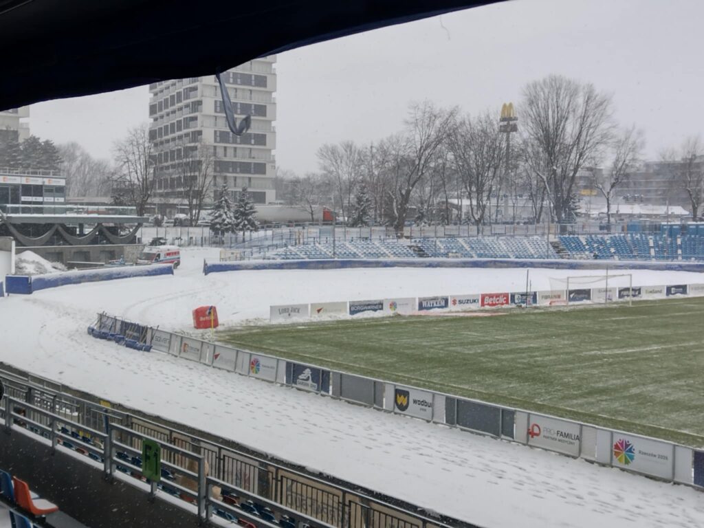 c063b244 bf30 44be 9269 5cff9820565b