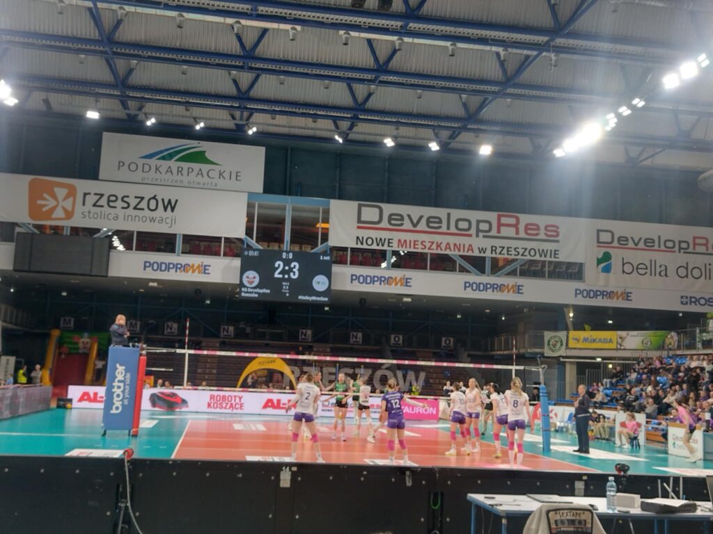 ea0d0e0e e416 4116 9c26 eb18b2e745f8