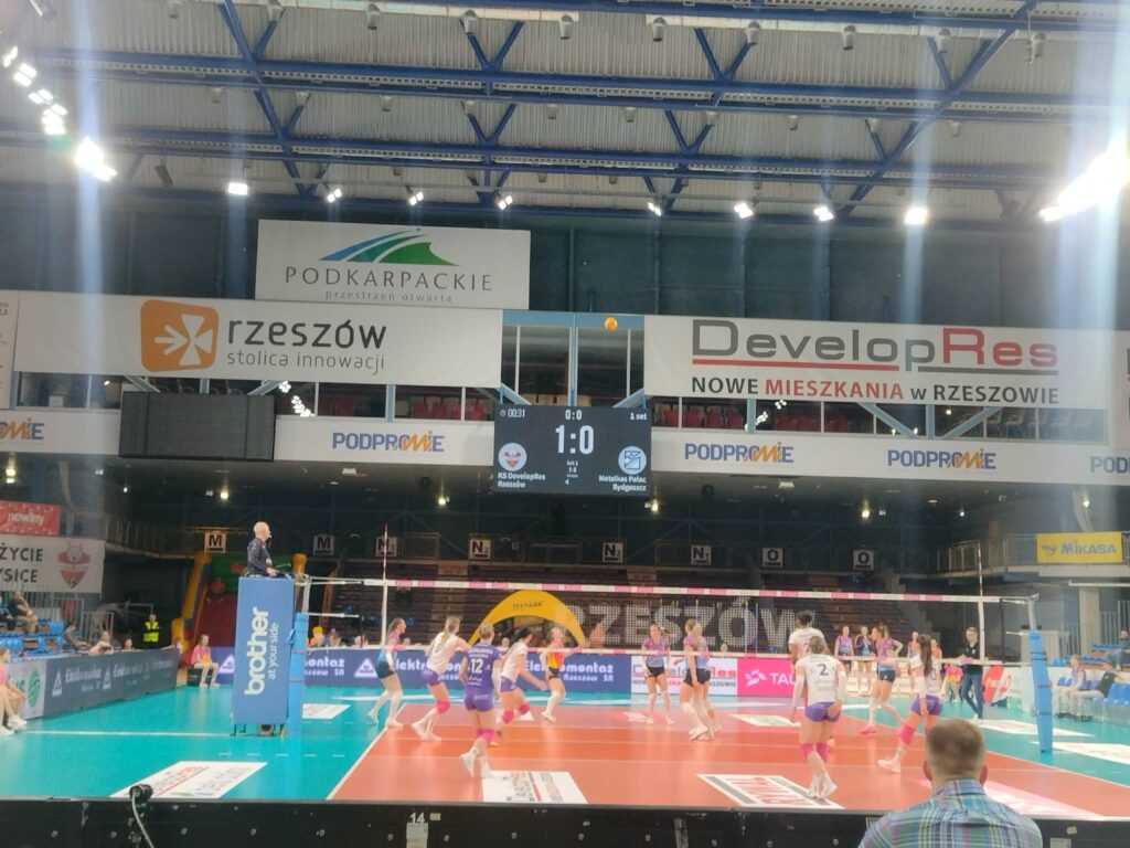 Walka o Final Four Ligi Mistrzyń siatkarek - reminiscencje po meczach Developresu Rzeszów z Eczacibasi Stambuł 1 Retro Futbol 78c0eec9 b99b 43cd 8dd7 610b45ff5ca1