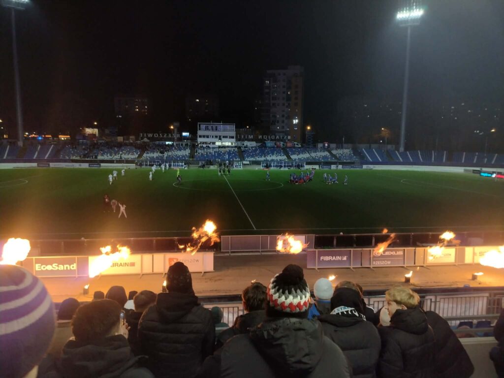 b756425a d0f1 4911 bc82 27057c7f3346