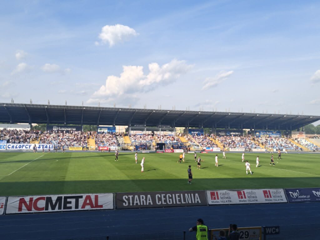 Udane zakończenie trudnego sezonu i wspomnienie spotkań z Realem Madryt - wizyta na meczu Stali Mielec z Polonią Bytom 4 Retro Futbol 7e20df01 949f 4b48 96b8 174fa1e5fc00