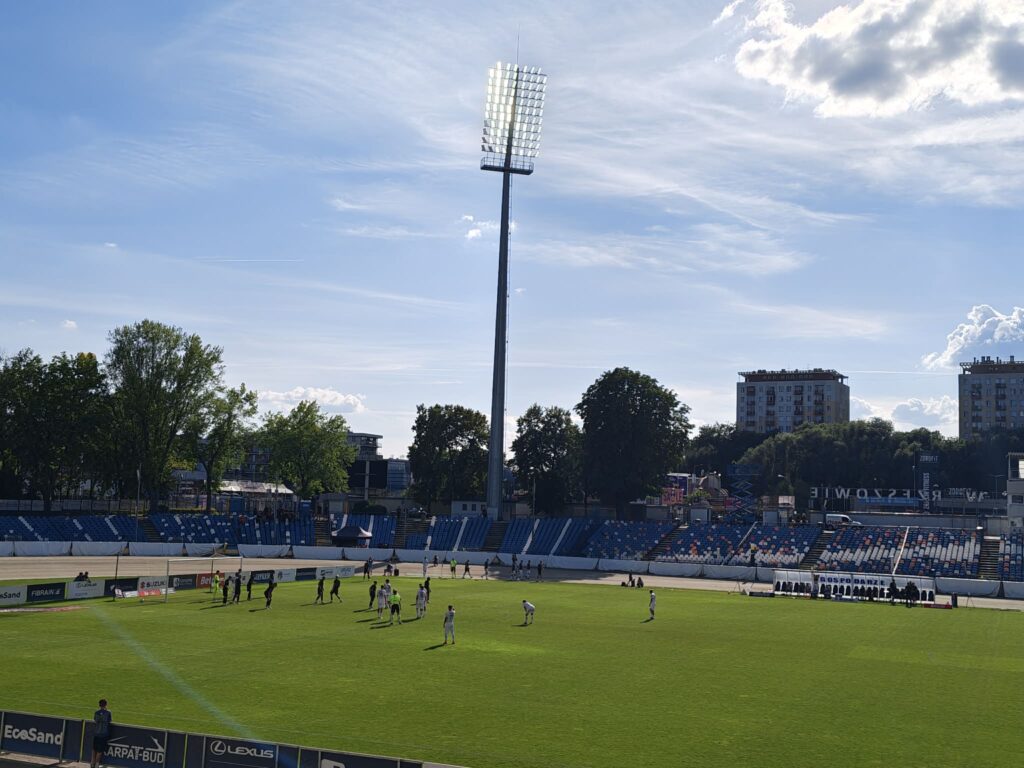 Ligowa inauguracja przy Hetmańskiej - wizyta na meczu Stali Rzeszów z Chrobrym Głogów 2 Retro Futbol 1f537a03 0cf3 4645 9147 3e5190683b34